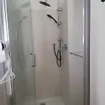 Flamingo Guest House- Pensión 3*