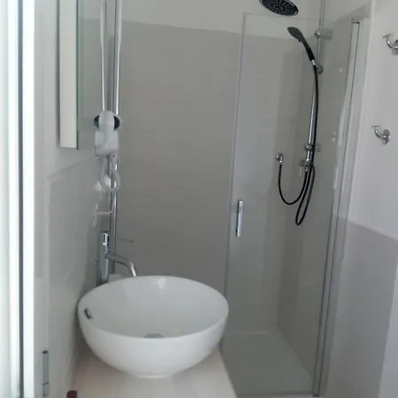 Pensionat Flamingo Guest House-