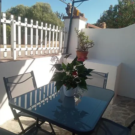 Flamingo Guest House- Guest house