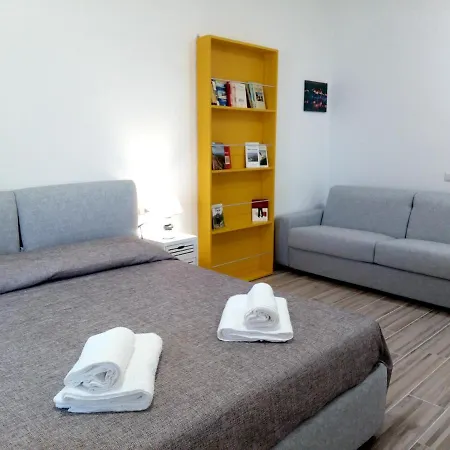 Flamingo Guest House- Penzion Olbia