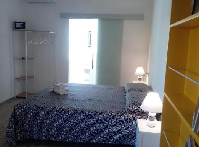 Gasthof Flamingo Guest House- Olbia