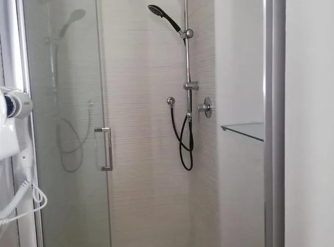 Flamingo Guest House- Affittacamere 3*